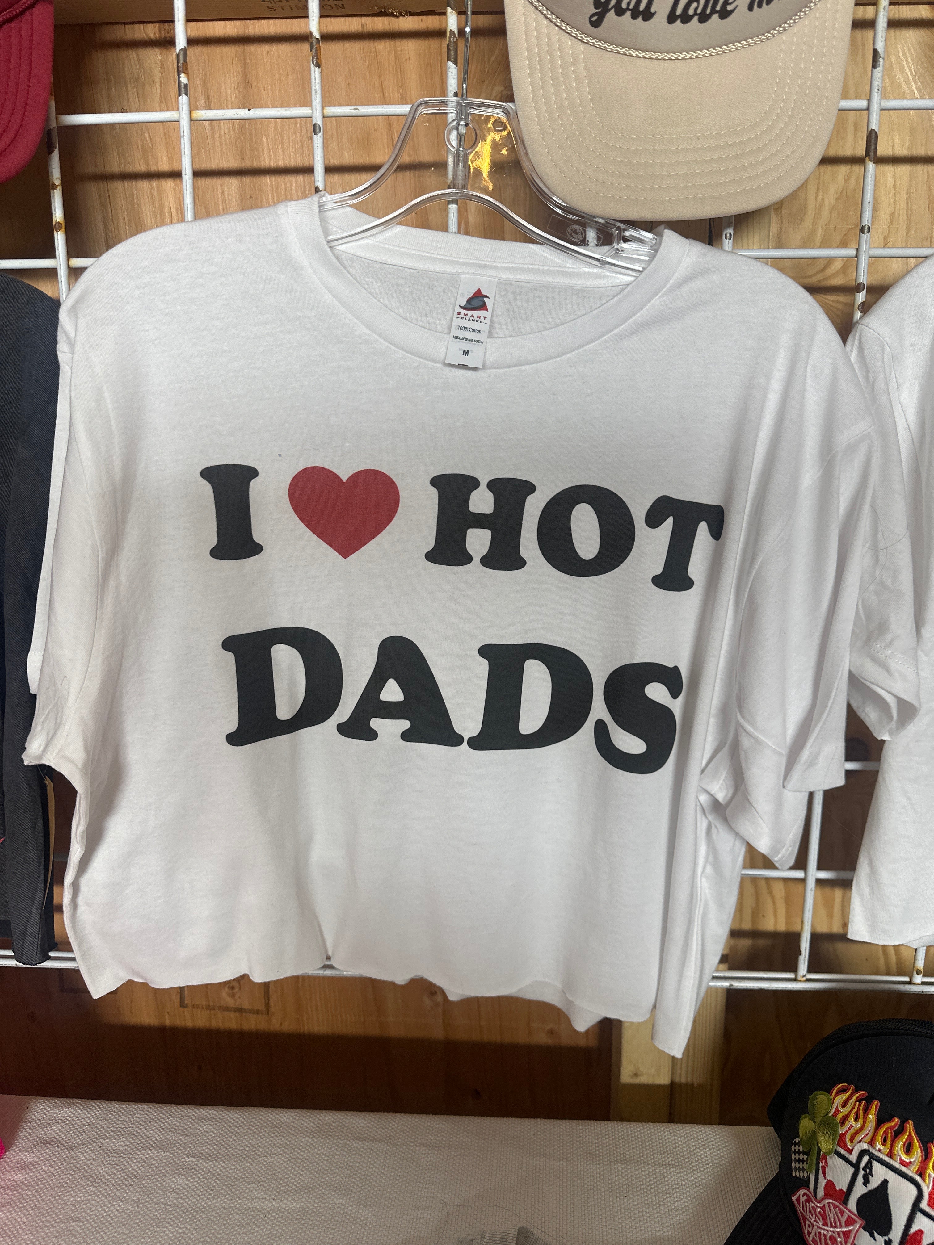 I Love Hot Dads Tee-Shirt