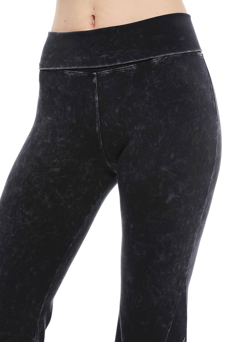 Mineral Wash Floral Embroidery Flare Yoga Pants