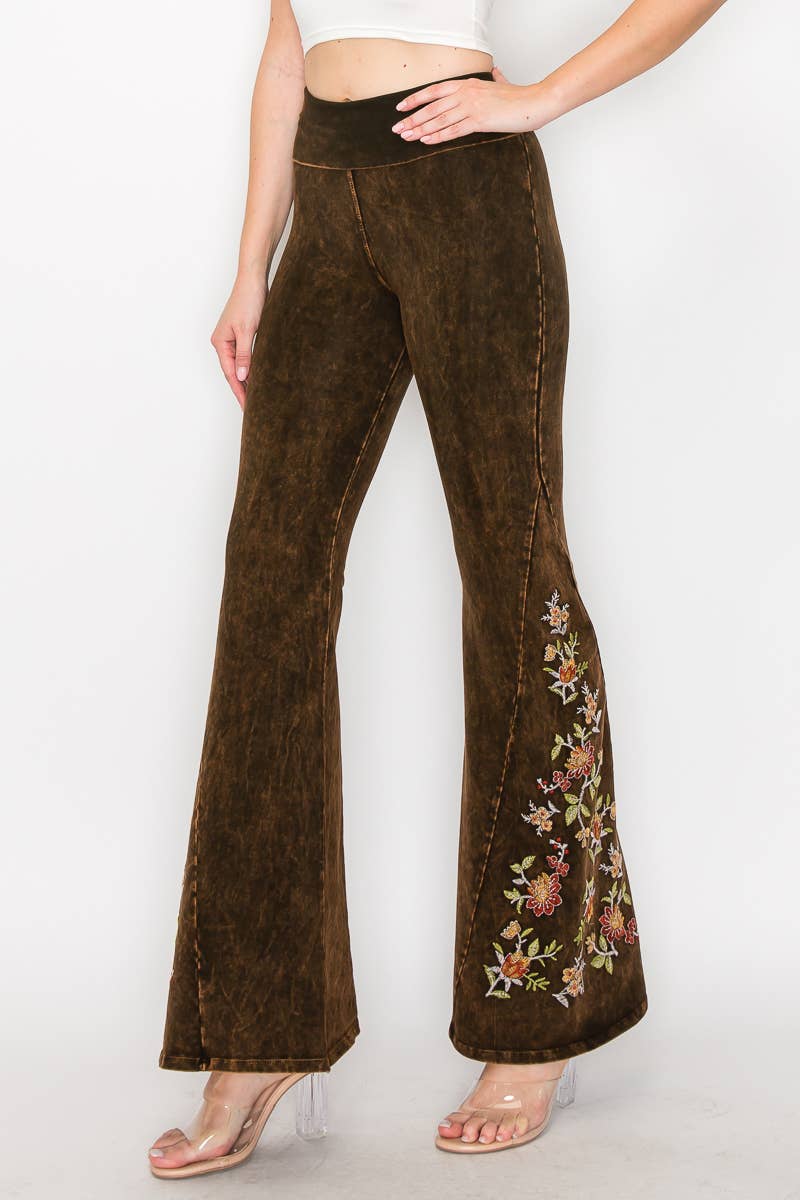 Mineral Wash Floral Embroidery Flare Yoga Pants