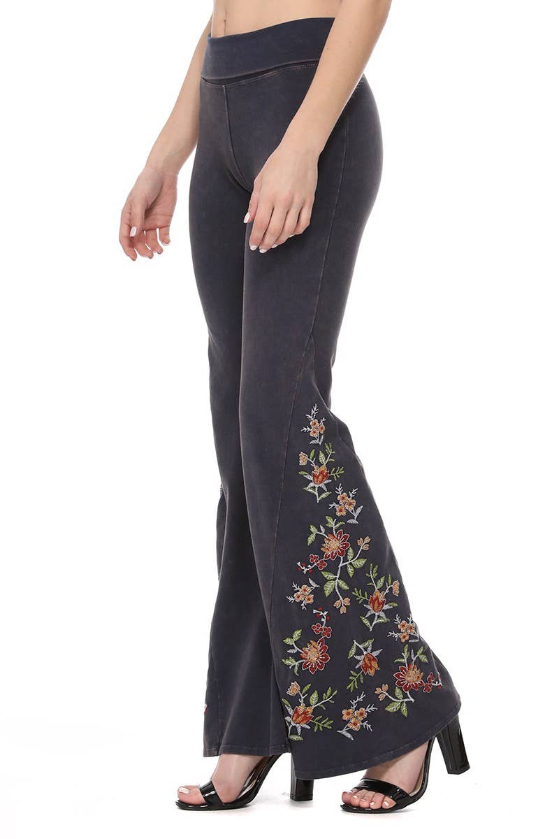 Mineral Wash Floral Embroidery Flare Yoga Pants